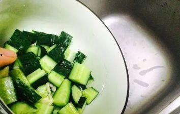 丑瓜凉拌怎么吃